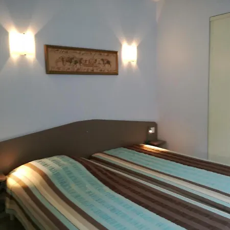 Les Vaux Sainte-Cécile